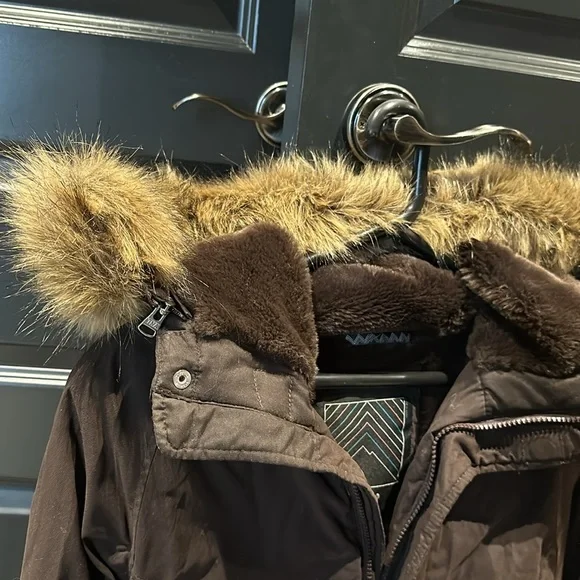 TNA winter jacket - Picture 3 of 5